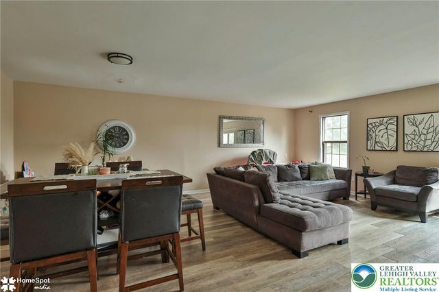 472 Vera Circle, Bethlehem City, PA 18017