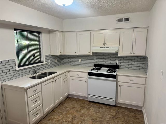 1521 Graham Road, Jacksonville, AR 72076