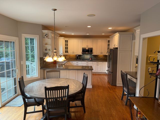3314 Cardinal Lane, Spring Grove, IL 60081