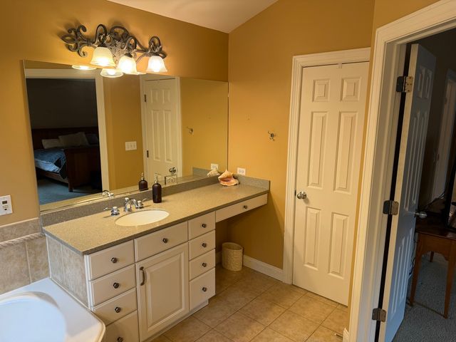 3314 Cardinal Lane, Spring Grove, IL 60081