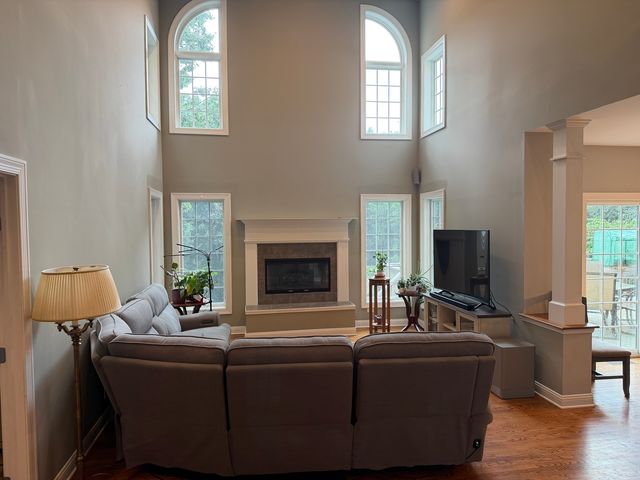 3314 Cardinal Lane, Spring Grove, IL 60081