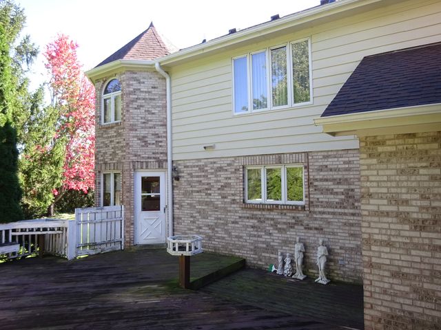 180 Wood Street, Inverness, IL 60010