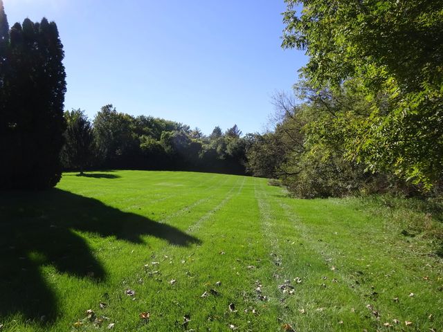 180 Wood Street, Inverness, IL 60010