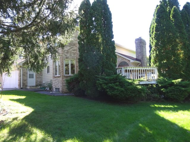180 Wood Street, Inverness, IL 60010