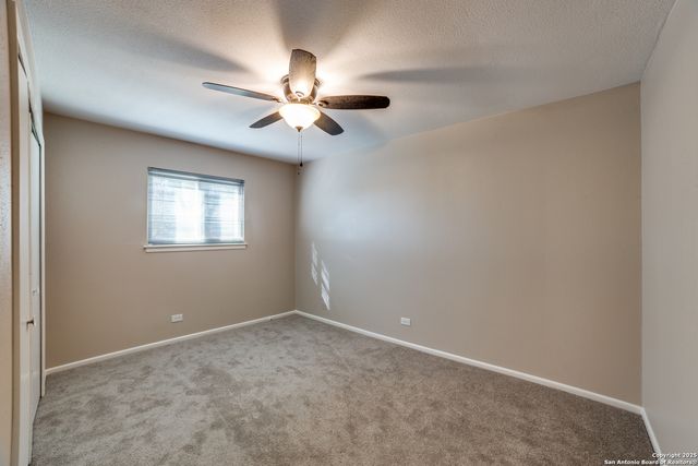 7447 Horse Tail Dr., San Antonio, TX 78240