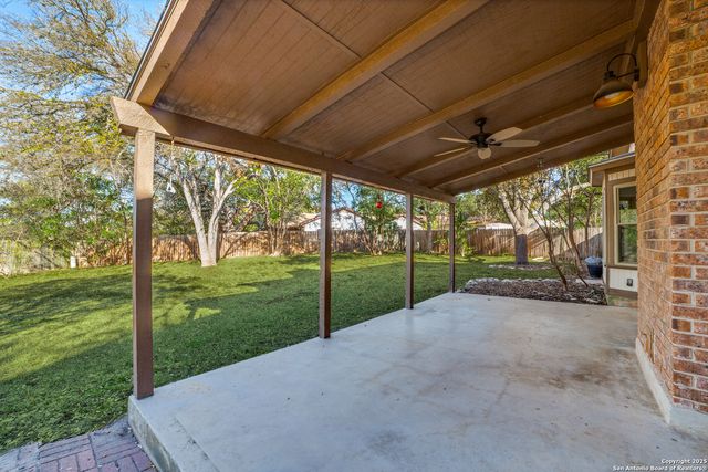 7447 Horse Tail Dr., San Antonio, TX 78240