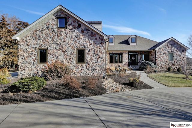 3940 Nicholas Court, Roca, NE 68430