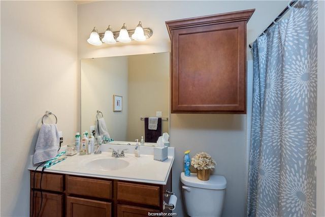 1198 Jones Butler Road 406, College Station, TX 77840