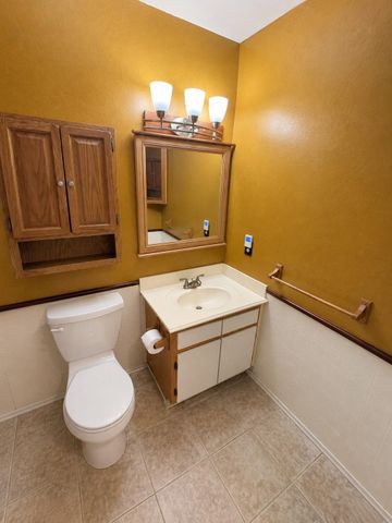 15 Gambrel Oak Place, Spring, TX 77380