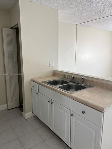 2701 Riverside Drive 308B, Coral Springs, FL 33065