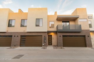 901 S Smith Road 1017, Tempe, AZ 85281