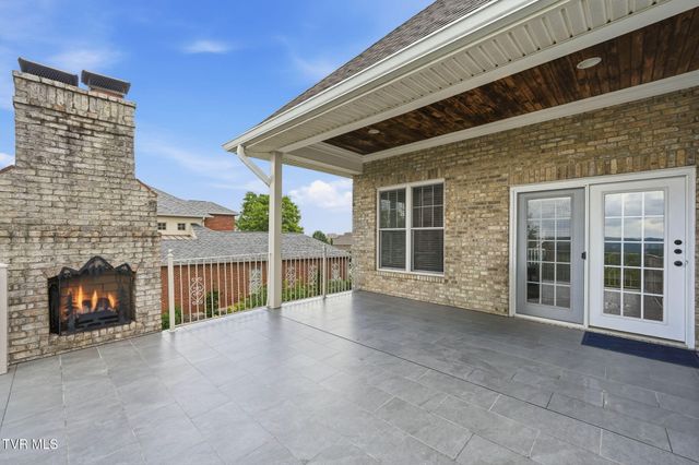 286 Sunset Ridge Court, Johnson City, TN 37615