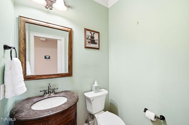 286 Sunset Ridge Court, Johnson City, TN 37615