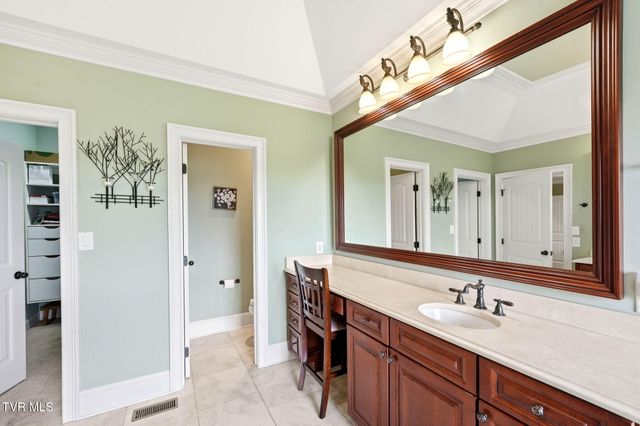 286 Sunset Ridge Court, Johnson City, TN 37615