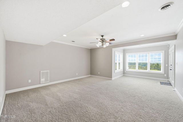 286 Sunset Ridge Court, Johnson City, TN 37615