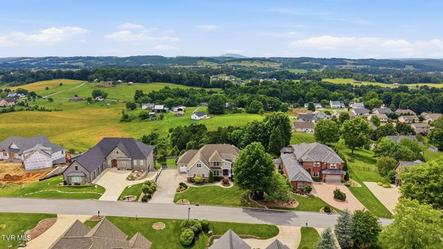 286 Sunset Ridge Court, Johnson City, TN 37615