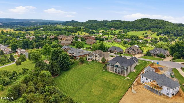 286 Sunset Ridge Court, Johnson City, TN 37615