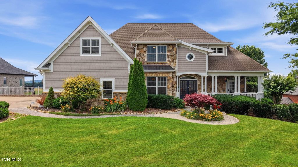 286 Sunset Ridge Court, Johnson City, TN 37615
