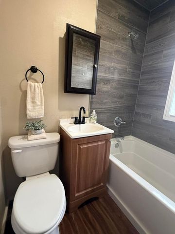 701 E 3RD Street, Dumas, TX 79029