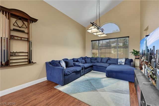 9229 Valador Avenue, Las Vegas, NV 89129