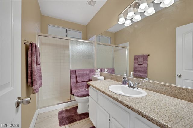 9229 Valador Avenue, Las Vegas, NV 89129