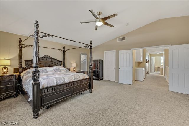 9229 Valador Avenue, Las Vegas, NV 89129