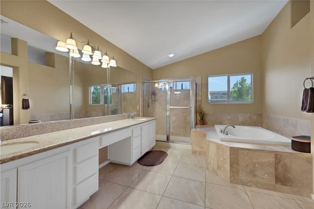 9229 Valador Avenue, Las Vegas, NV 89129