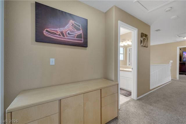 9229 Valador Avenue, Las Vegas, NV 89129