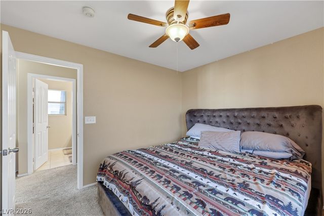 9229 Valador Avenue, Las Vegas, NV 89129