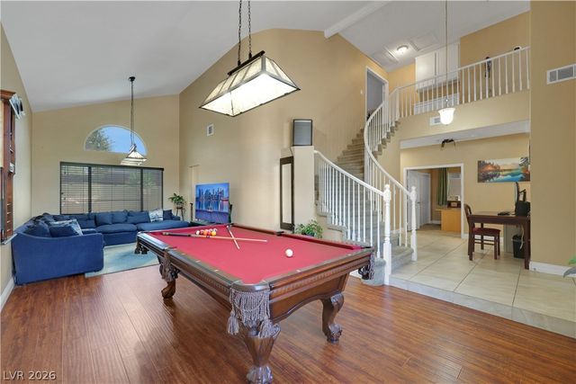 9229 Valador Avenue, Las Vegas, NV 89129