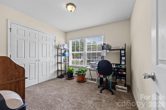 509 Kittiewake Lane, Clover, SC 29710