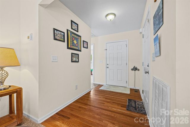 509 Kittiewake Lane, Clover, SC 29710