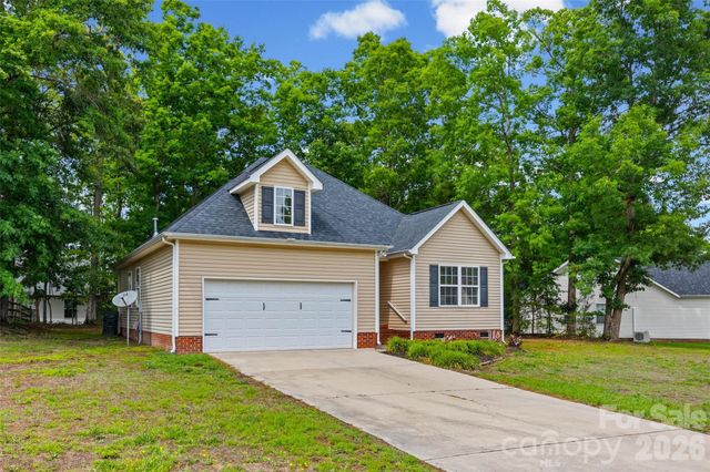 509 Kittiewake Lane, Clover, SC 29710