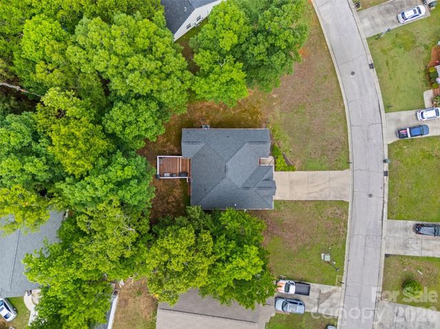 509 Kittiewake Lane, Clover, SC 29710