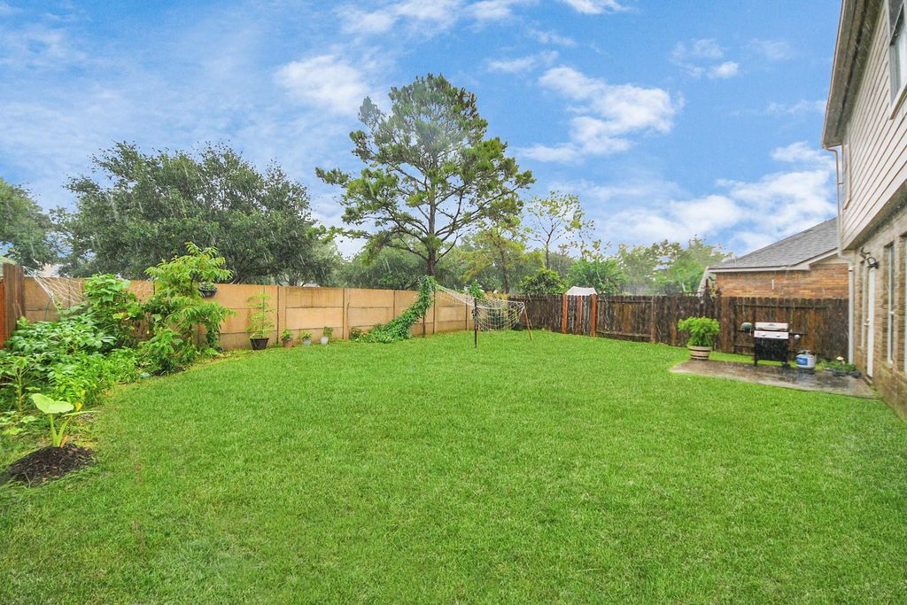 Image 41 of property listing at 20310 Port Bishop Lane, Richmond, TX 77407