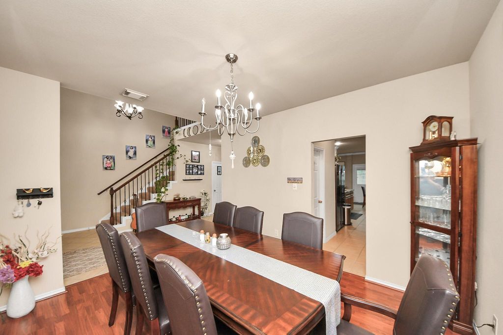 Image 8 of property listing at 20310 Port Bishop Lane, Richmond, TX 77407