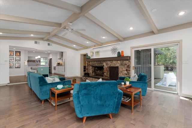32205 Eastlady Drive, Beverly Hills, MI 48025