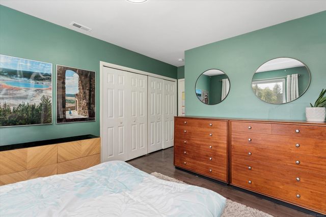 32205 Eastlady Drive, Beverly Hills, MI 48025