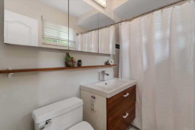 32205 Eastlady Drive, Beverly Hills, MI 48025