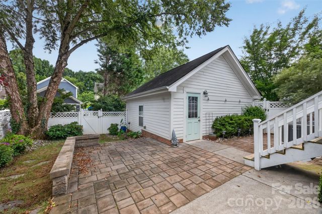 15829 Trenton Place Road, Huntersville, NC 28078