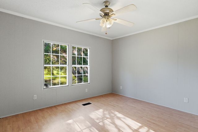 1205 County Line Road, Troup, TX 75789