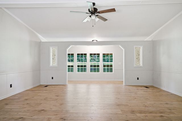 1205 County Line Road, Troup, TX 75789