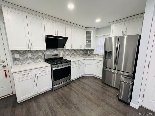 1101 128th Street, College Point, NY 11356