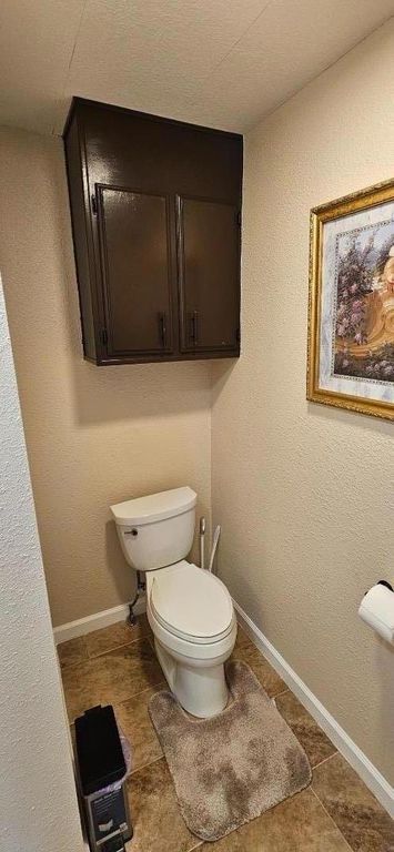 Image 18 of property listing at Address unavailable.