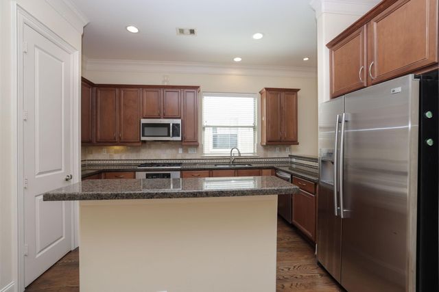 6838 Staffordshire Boulevard, Houston, TX 77030