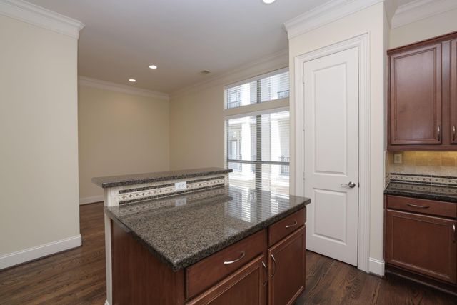 6838 Staffordshire Boulevard, Houston, TX 77030