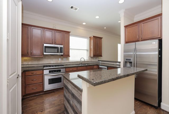 6838 Staffordshire Boulevard, Houston, TX 77030