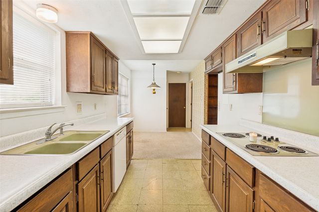 3618 Pomeroy Drive, Dallas, TX 75233