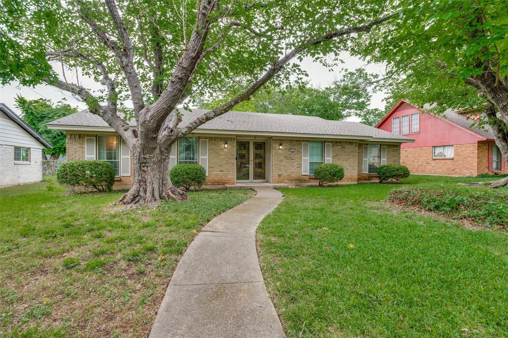 3618 Pomeroy Drive, Dallas, TX 75233