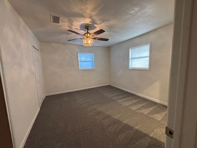 409 NE 6th St, Andrews, TX 79714